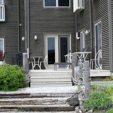 Inn On The Harbour And Telegraph House Port Stanley Kültér fotó